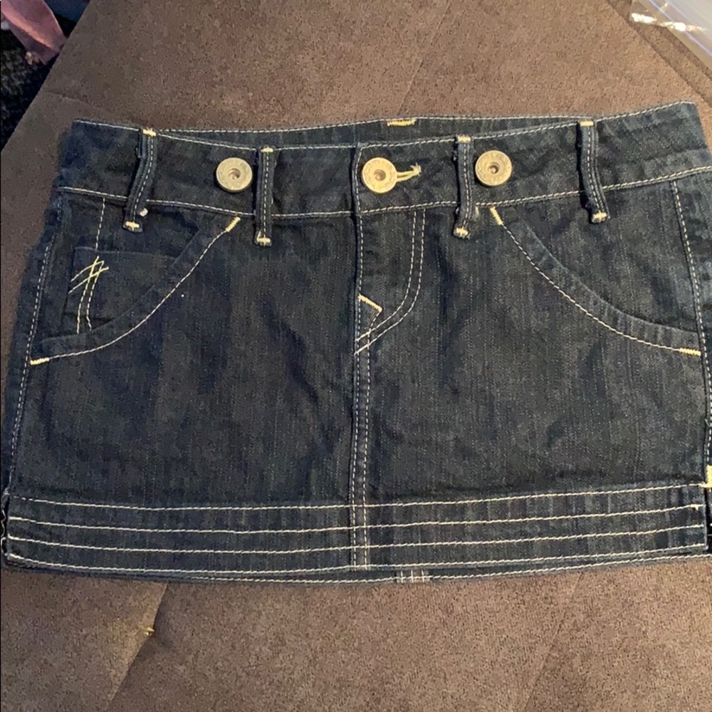 Short Dark Denim Skirt True Religion Size 28